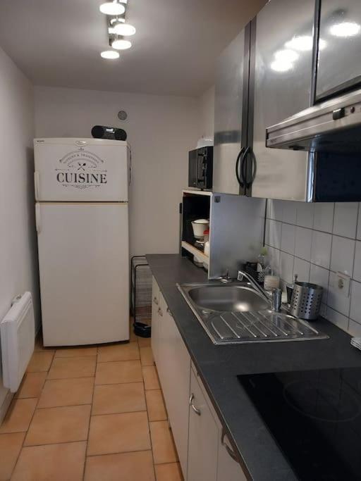 Appart Fonctionnel Et Familial Béziers Exterior foto